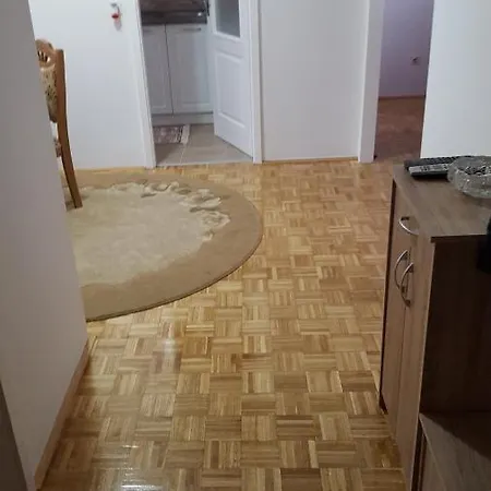 Apartment Haka Apartman