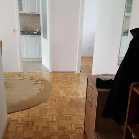 Apartment Haka Apartman