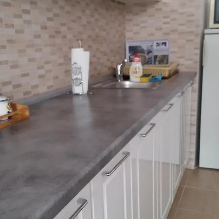 Haka Apartman Apartment *