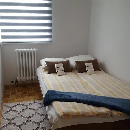 Apartment Haka Apartman