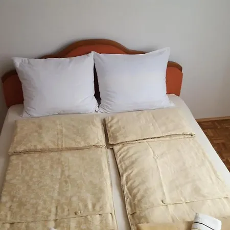 Apartment Haka Apartman